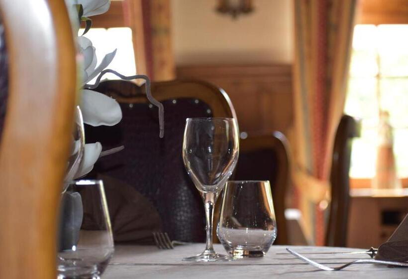 هتل Hôtel Le Sauvage