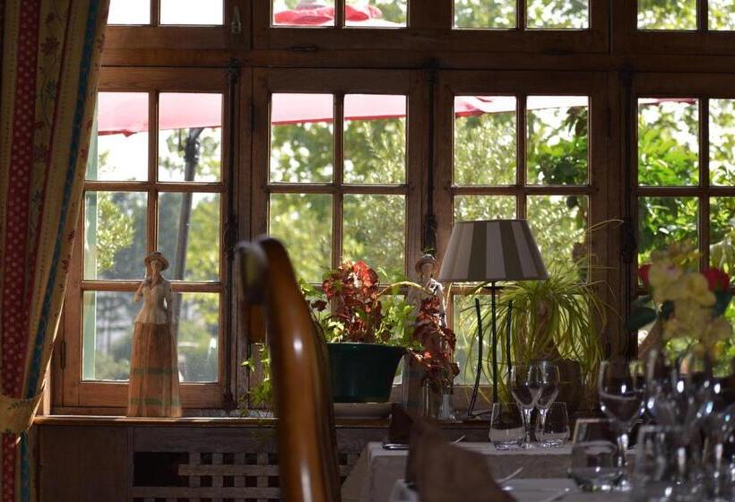 هتل Hôtel Le Sauvage