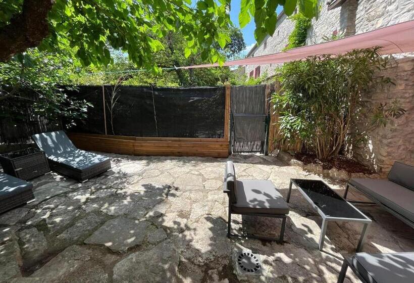 فندق Hôtel Mas De L Espaïre