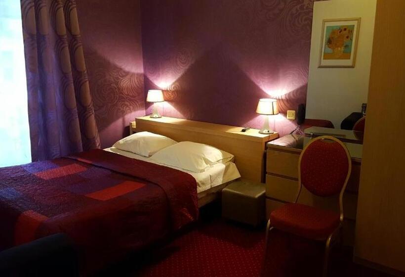 Fotos del hotel Hôtel Média:  2