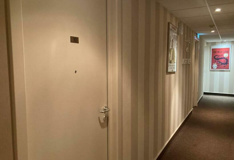 هتل Logis Hôtel Restaurant Le Monarque