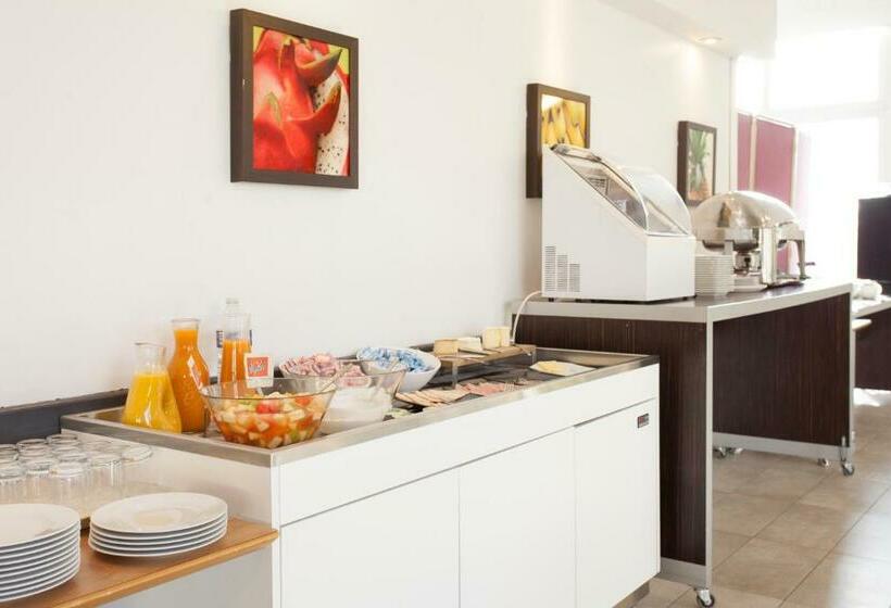 هتل Villa Bellagio Blois