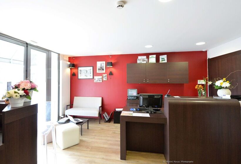 ホテル Kyriad Vannes Centreville