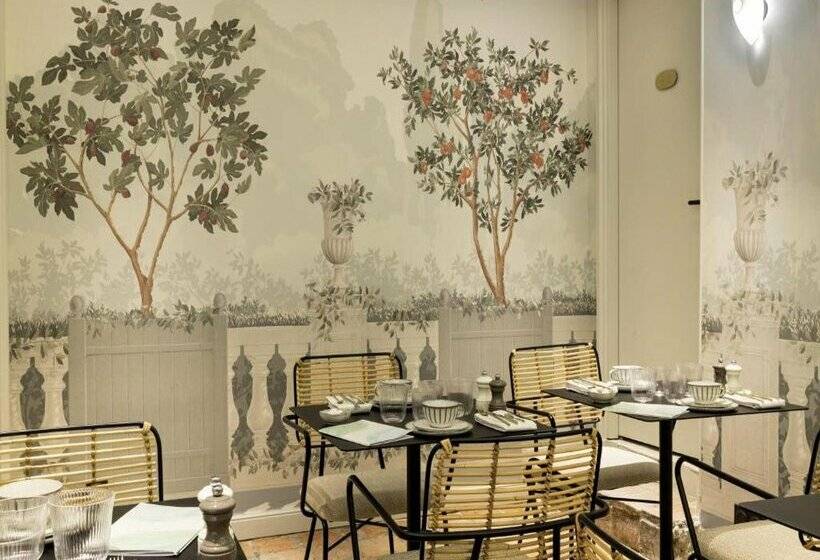 Fotos del hotel Hôtel De Lutece  Notredame:  48