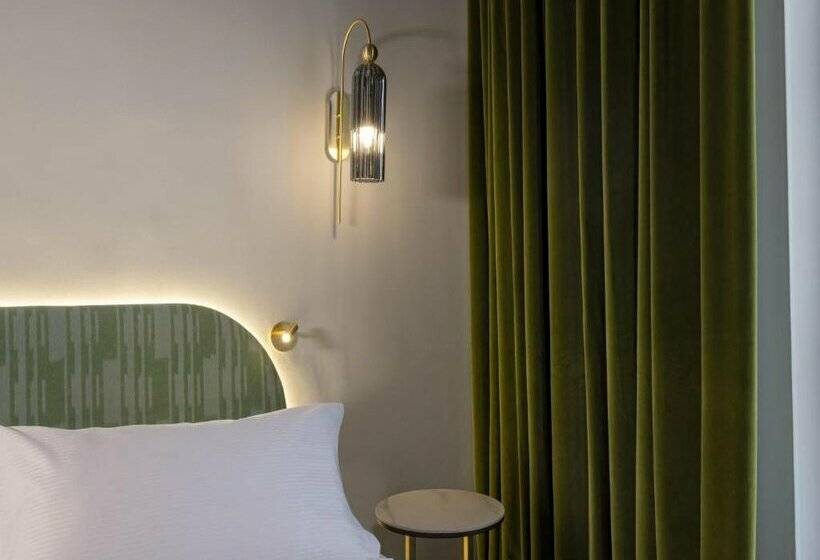 Fotos del hotel Hôtel De Lutece  Notredame:  39