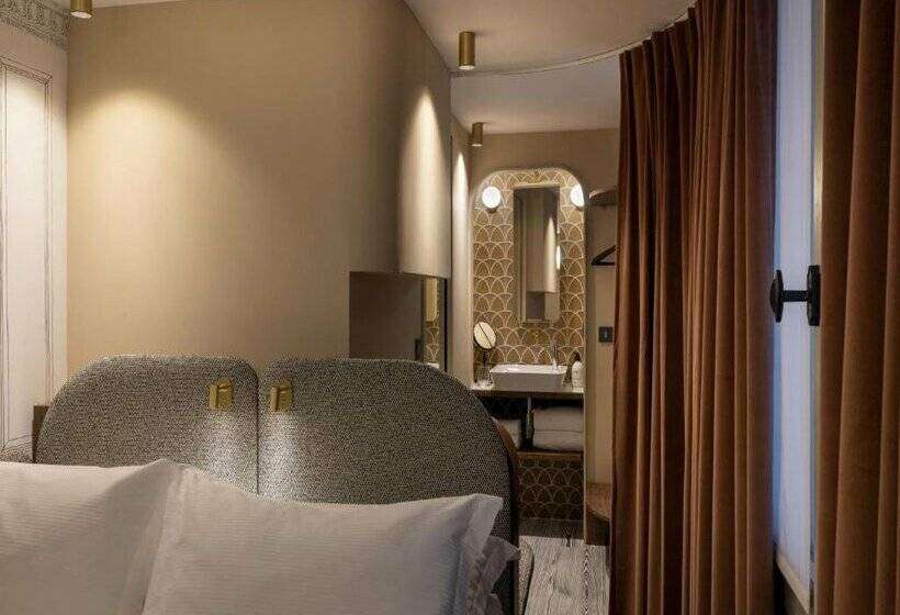 Fotos del hotel Hôtel De Lutece  Notredame:  5