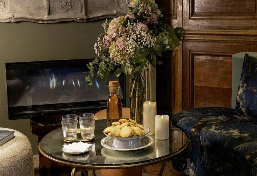 Fotos del hotel Hôtel De Lutece  Notredame:  20