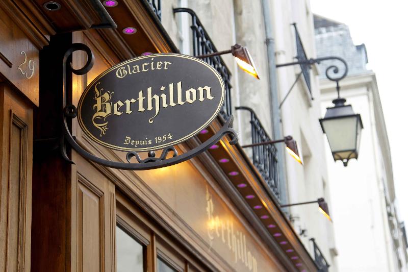 Fotos del hotel Hôtel De Lutece  Notredame:  65