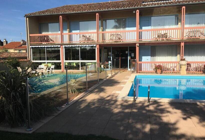 هتل Le Logis Des Cordeliers