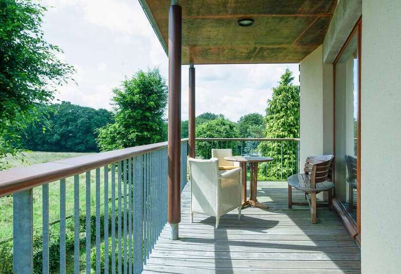 هتل Le Manoir Du Lys, The Originals Relais