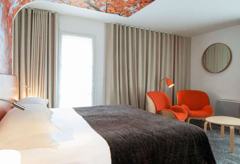 هتل Le Manoir Du Lys, The Originals Relais