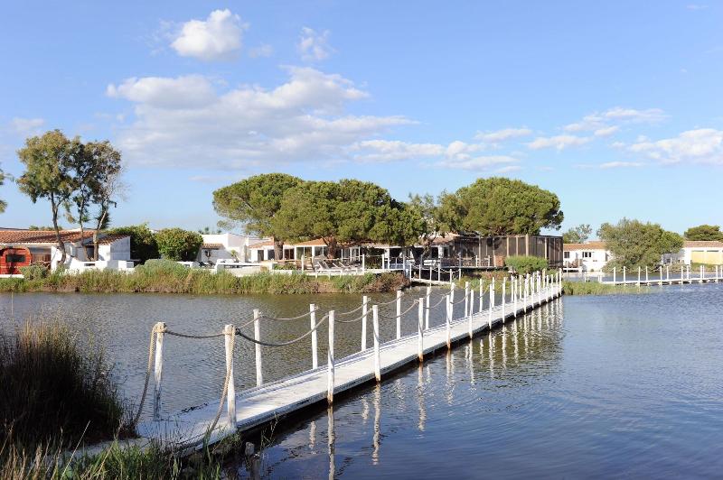 هتل Mas De La Fouque   Hôtel & Spa