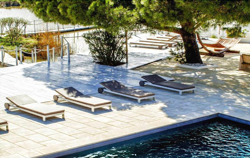 هتل Mas De La Fouque   Hôtel & Spa