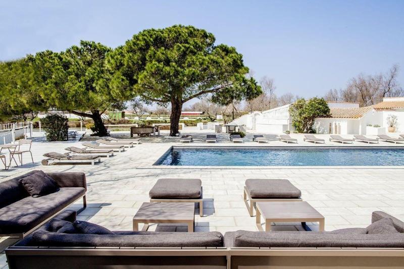 هتل Mas De La Fouque   Hôtel & Spa