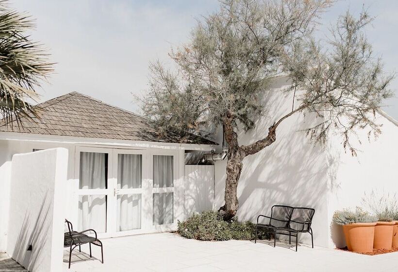 هتل Mas De La Fouque   Hôtel & Spa