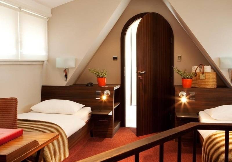 هتل Le Parc Hôtel Obernai & Yonaguni Spa