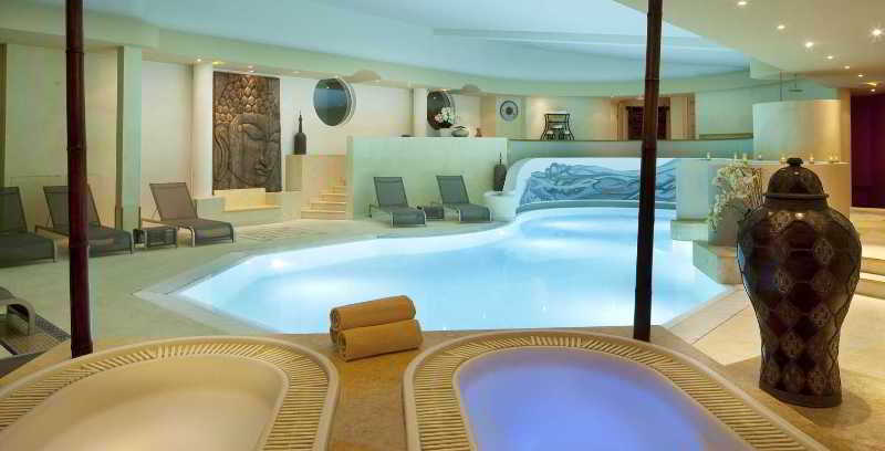هتل Le Parc Hôtel Obernai & Yonaguni Spa