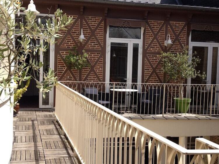فندق Le Prieure Et La Residence