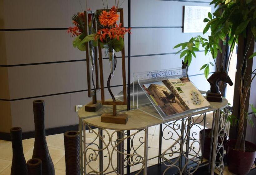 هتل Le Trophée By M Hôtel Spa