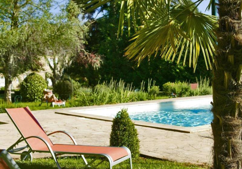 هتل Les Glycines Hôtel & Spa Teritoria