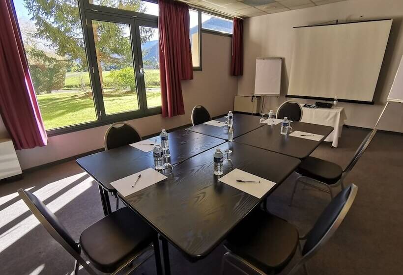 هتل Logis Le Vieux Logis