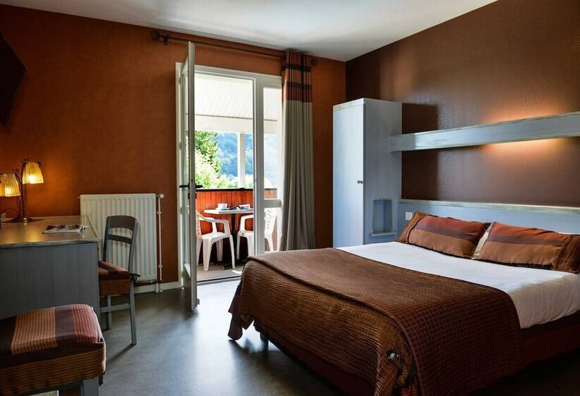 فندق Logis Le Vieux Logis