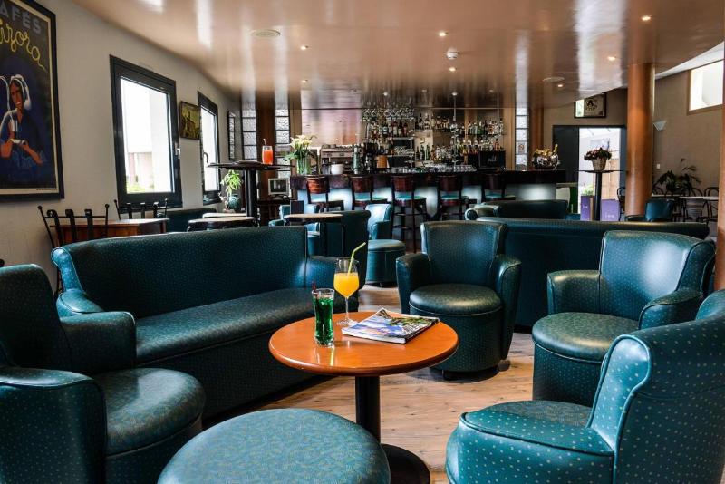 هتل Logis Le Vieux Logis