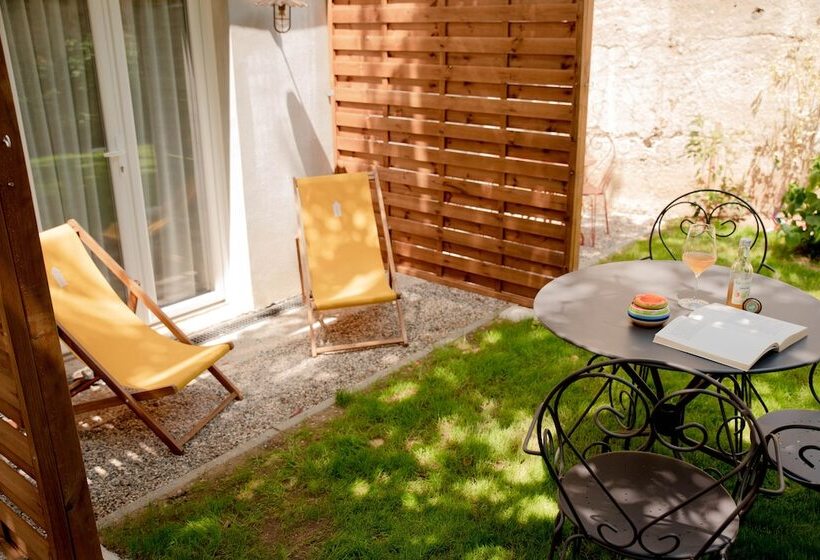 Fotos del hotel Hôtel Lacassagne:  9