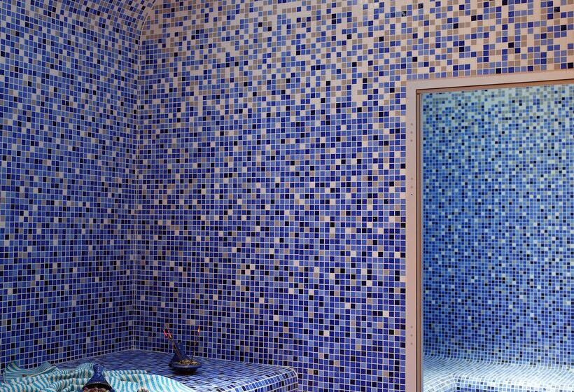 Majestic Hotel Spa   Champs Elysées