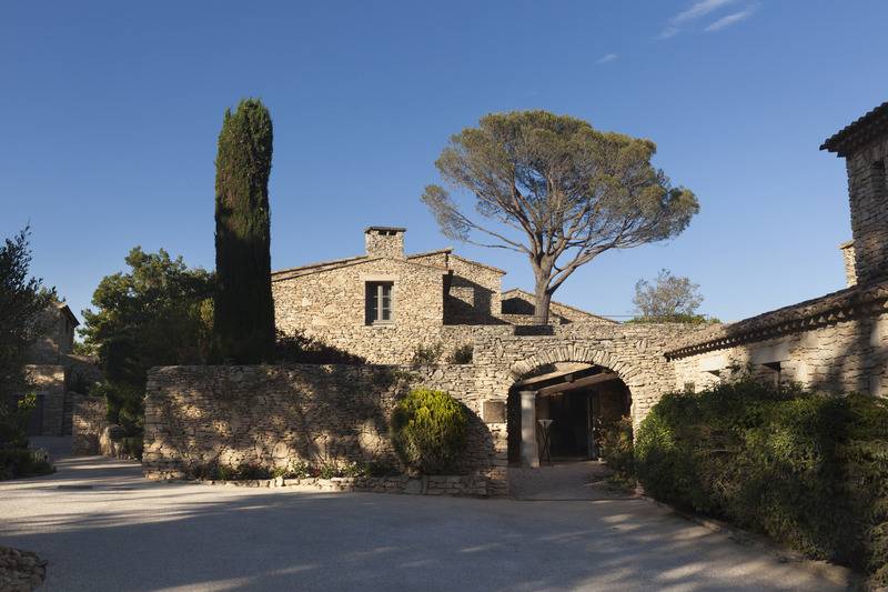 Отель Mas Des Herbes Blanches Hôtel & Spa – Relais & Châteaux