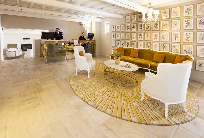 호텔 Mas Des Herbes Blanches Hôtel & Spa – Relais & Châteaux