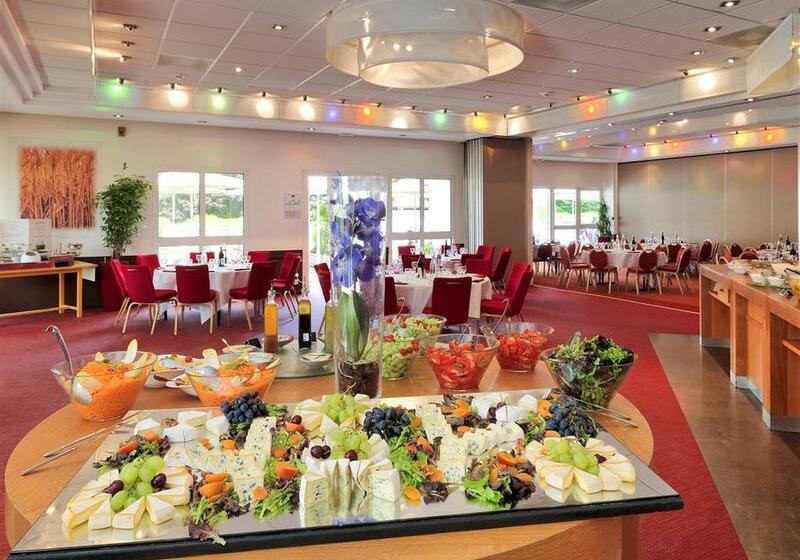 فندق Demeures De Campagne Parc Du Coudray – Mercure