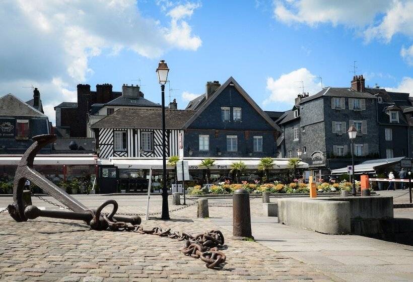 هتل Mercure Honfleur