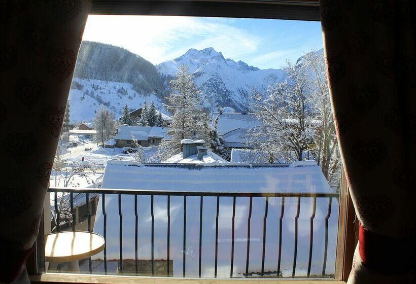 Hotel Chalet Des Champions