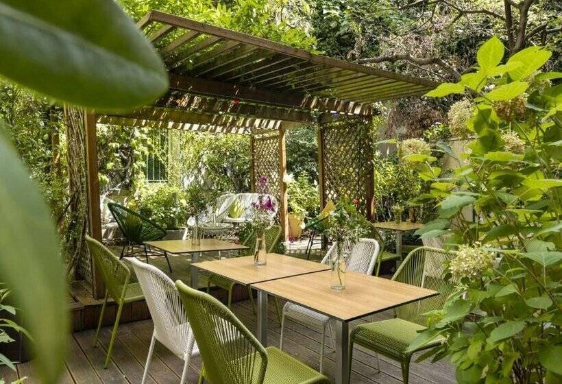 Fotos del hotel Paris Louis Blanc:  9