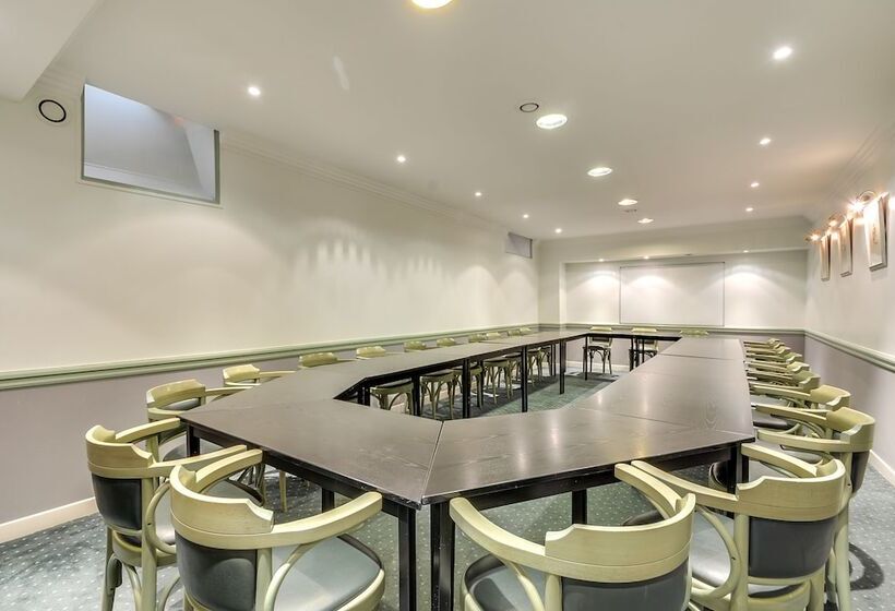 ホテル Pavillon Courcelles Parc Monceau