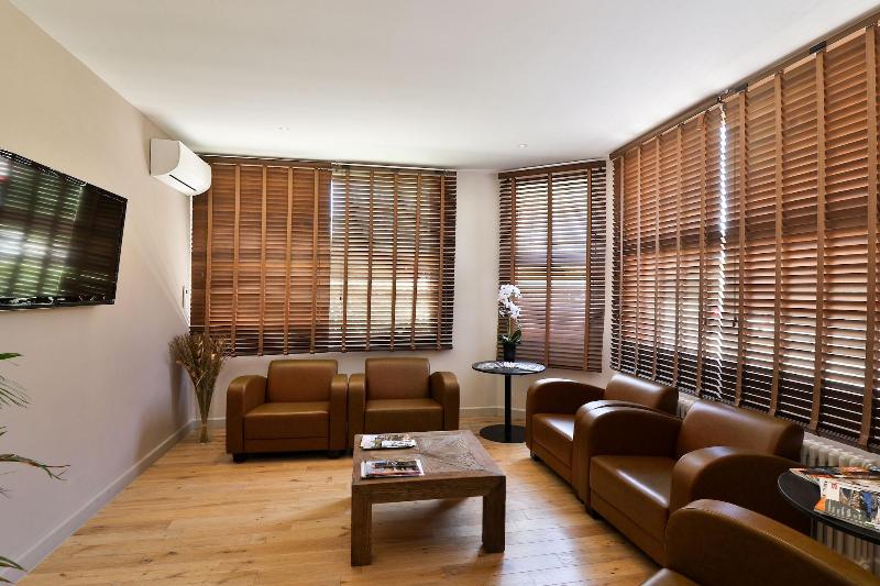 هتل Hôtel Provençal