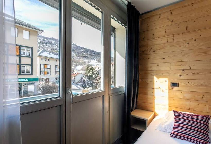 هتل Hôtel Vauban Briançon Serre Chevalier