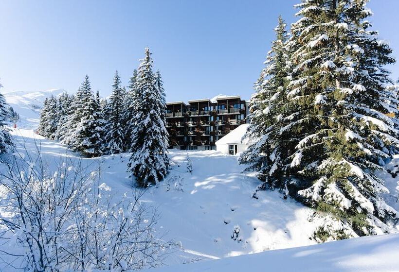 Lake Hotel Courchevel 1850