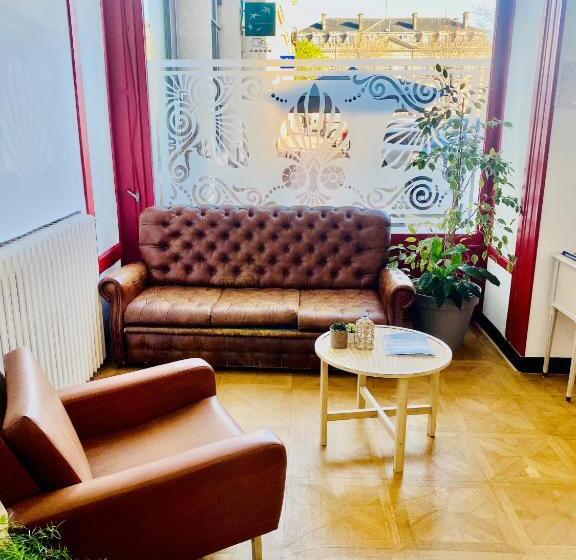 Enzo Hotels Limoges Centre Jourdan By Kyriad Direct