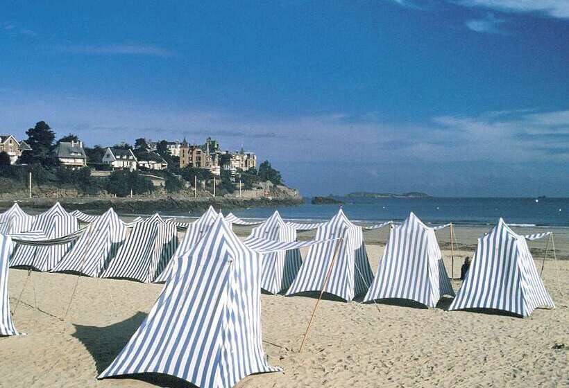 فندق Barriere Le Grand  Dinard