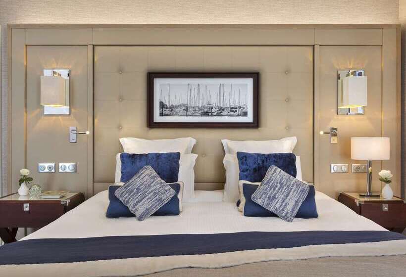 هتل Hôtel Barrière Le Grand Hôtel Dinard