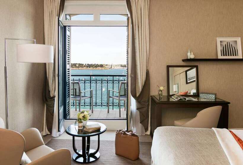 هتل Hôtel Barrière Le Grand Hôtel Dinard