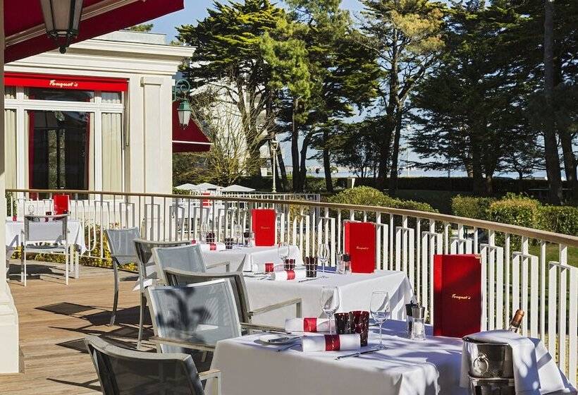 בית מלון כפרי Barriere Le Royal La Baule