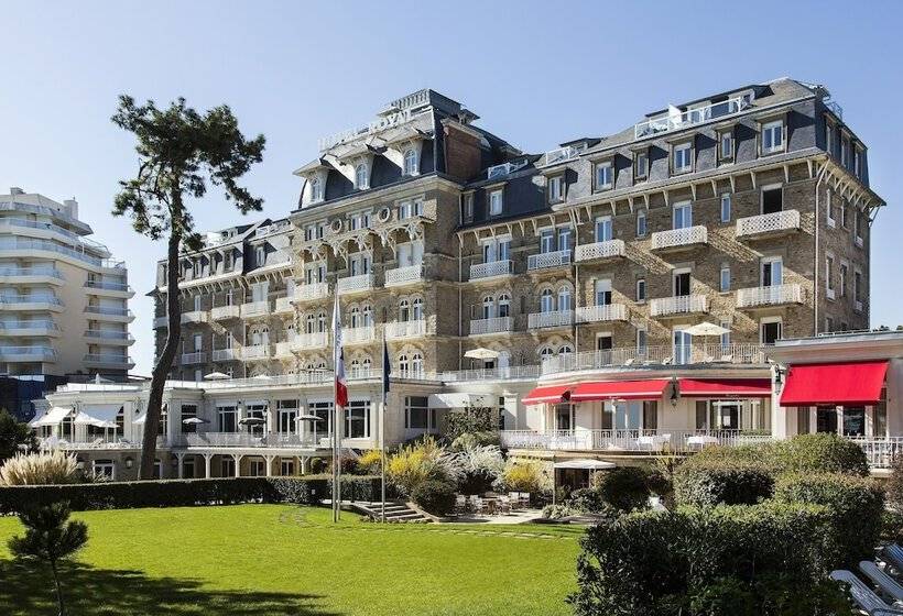 בית מלון כפרי Barriere Le Royal La Baule