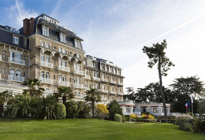 בית מלון כפרי Barriere Le Royal La Baule