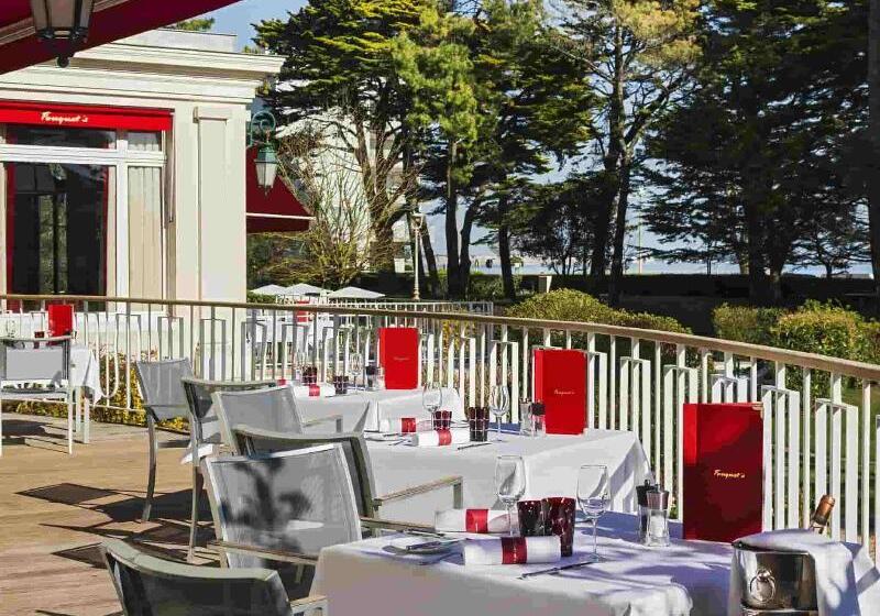 בית מלון כפרי Barriere Le Royal La Baule