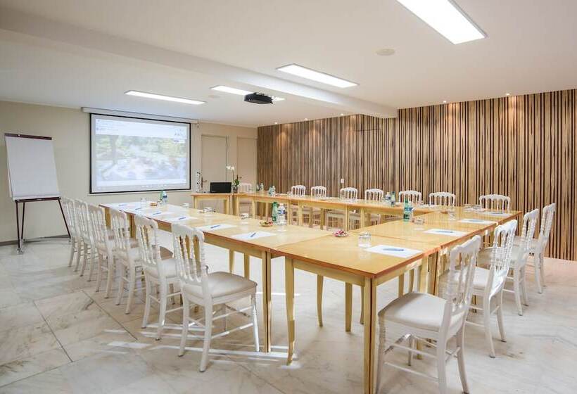 בית מלון כפרי Best Western Sevan Parc