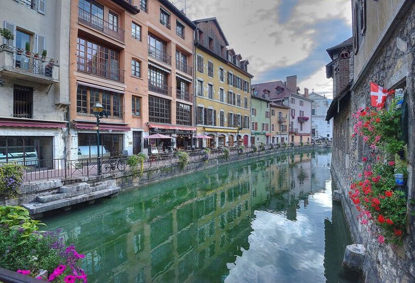 Hotel Campanile Annecy Centre  Gare