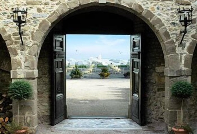 هتل Château De Coudrée